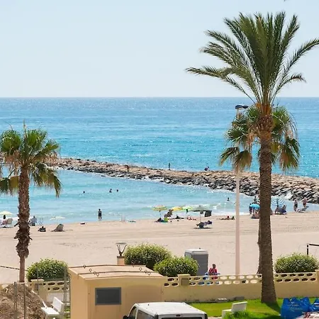 With Pool El Campello