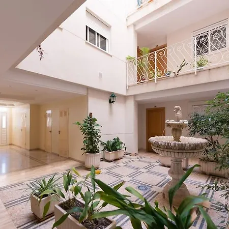 With Pool Appartement