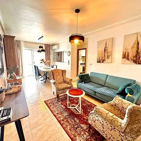Appartement With Pool